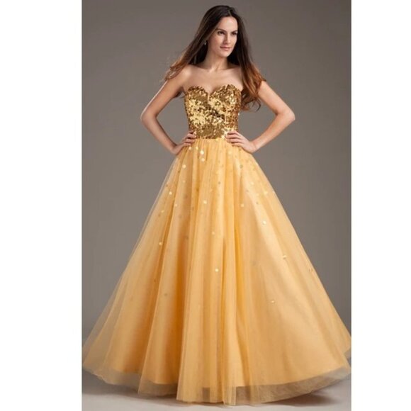 JJs House Dresses & Skirts - JJ's House Sweetheart Floor Length Tulle Prom Dress With Sequins Z12